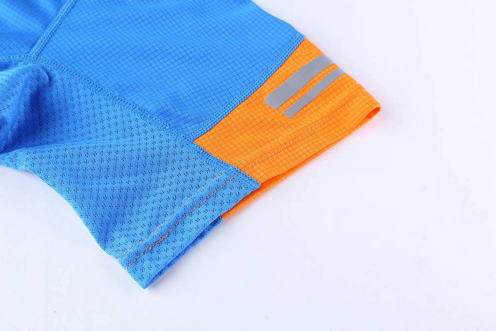 2020新款韩版宽松圆领 潮流T恤 打底衫蓝色 3D细节