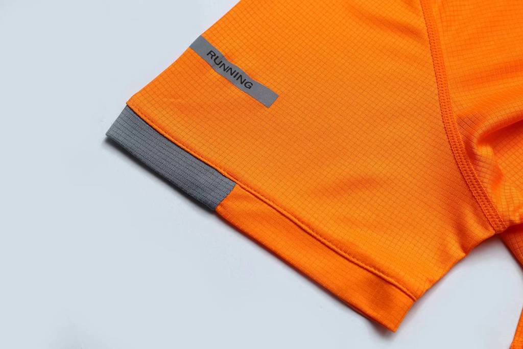 夏季透气速干新品 舒适短袖圆领T恤衫运动服健身短T 橘色细节